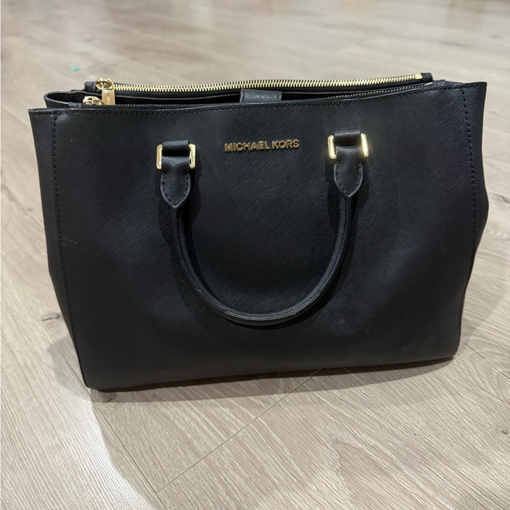 Michael Kors Sutton leather handbag - Black
